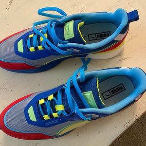 Never-worn new Puma size 13 training shoes